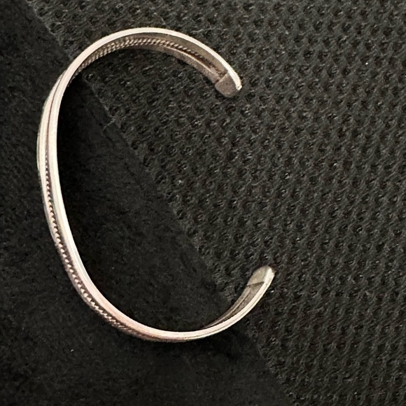 AH Anne Hellman Sterling Silver Cuff Bracelet Minimalist Artisan Signed 5505 Y - Picture 8 of 16